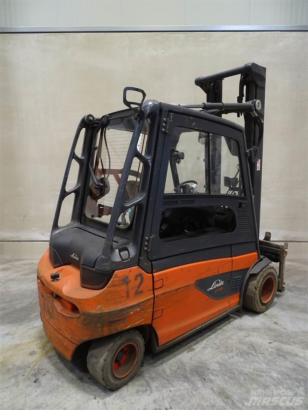 Linde E35L-01 Elektrostapler