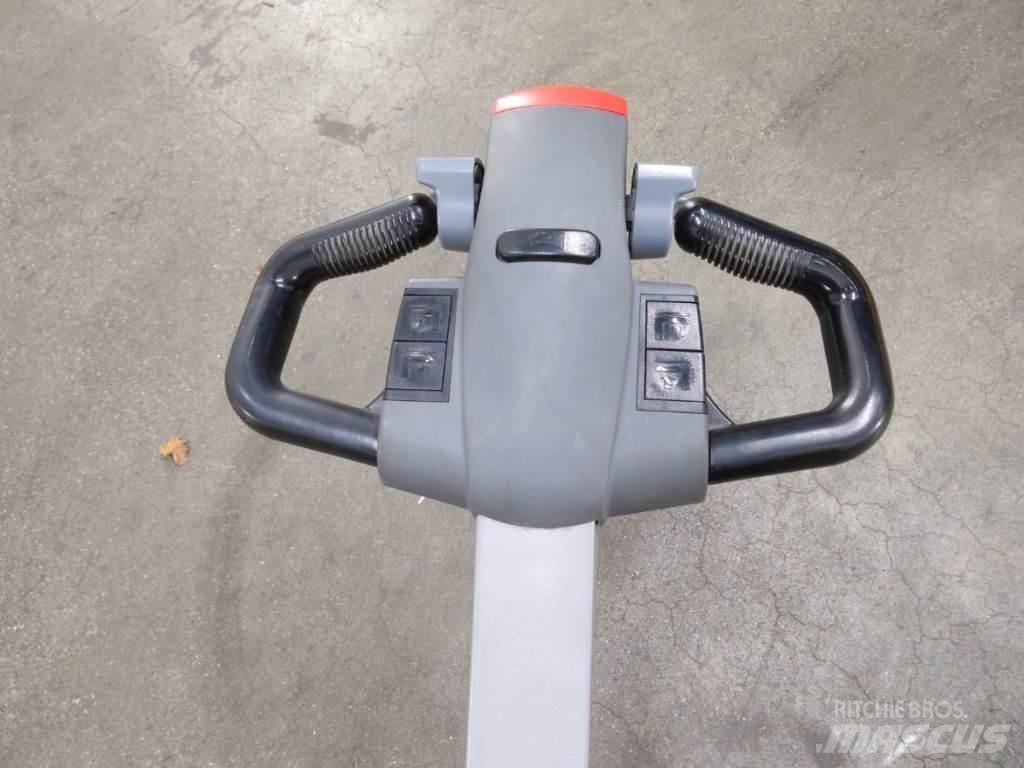Still ECH15/LIION Niedergabelstapler