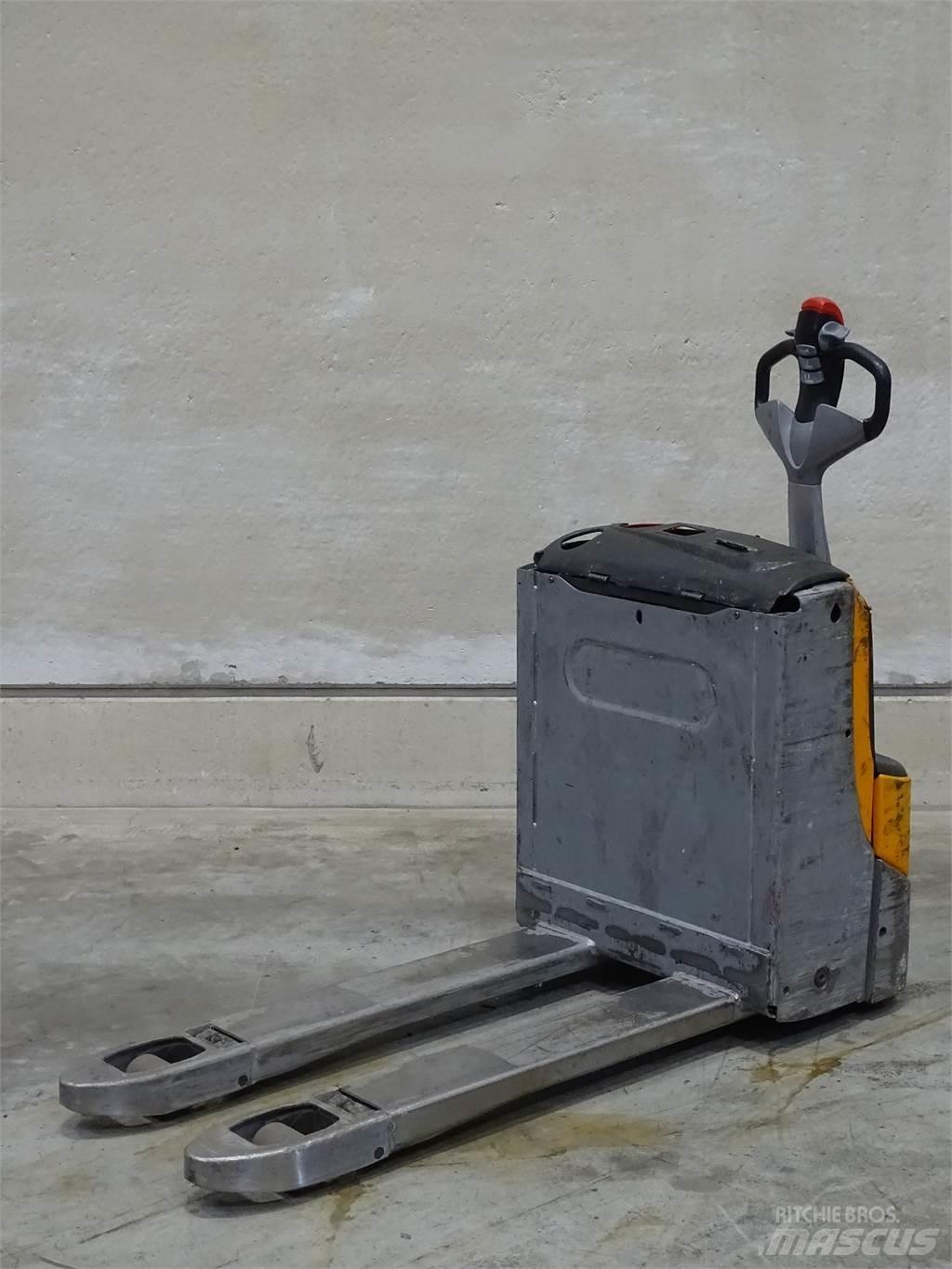 Still EXU16 Niedergabelstapler