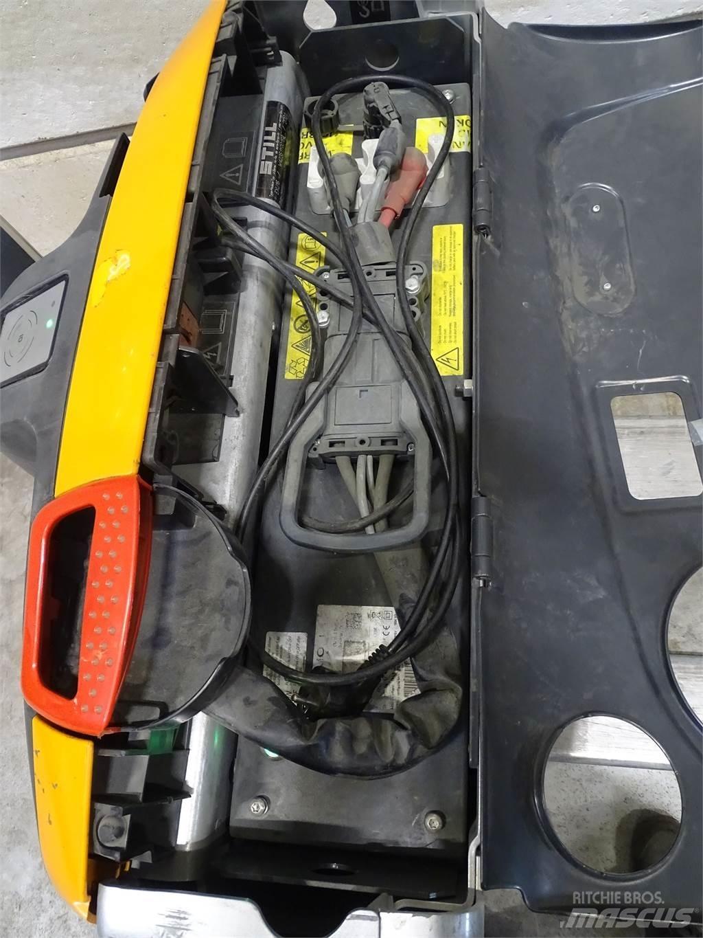 Still EXU16/LIION Niedergabelstapler