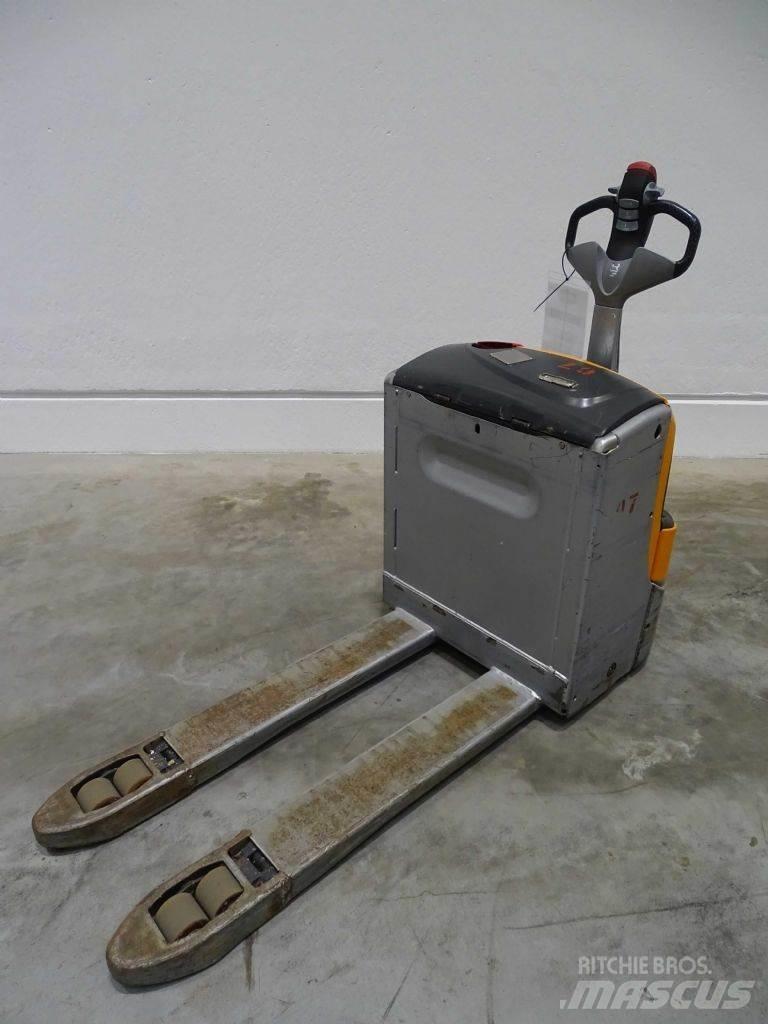 Still EXU18 Niedergabelstapler