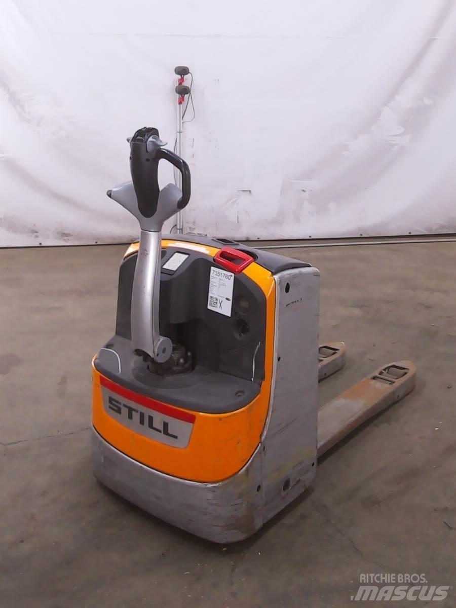 Still EXU18 Niedergabelstapler