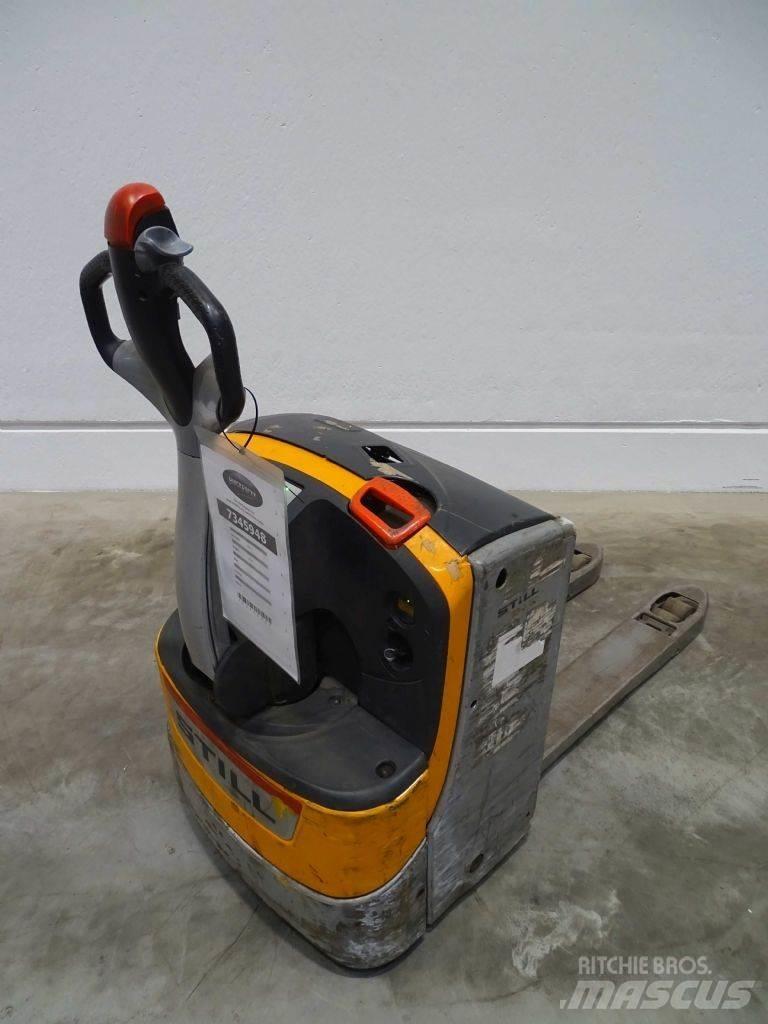 Still EXU20 Niedergabelstapler