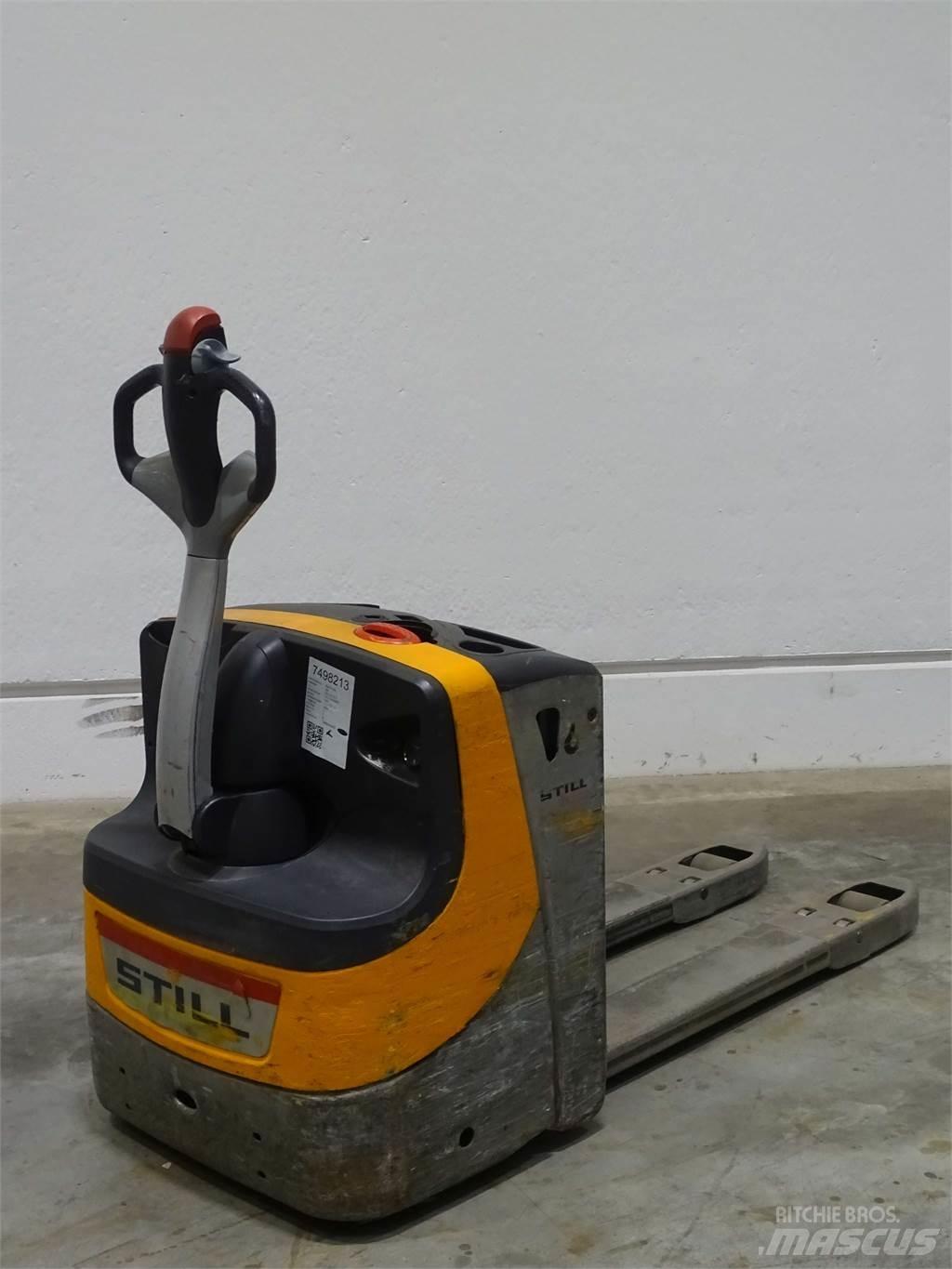 Still EXU20 Niedergabelstapler
