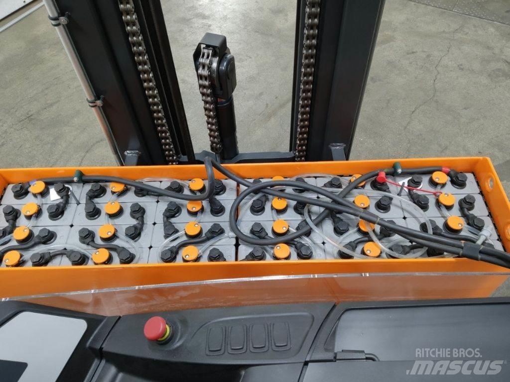 Still FM-X10 Schubmaststapler