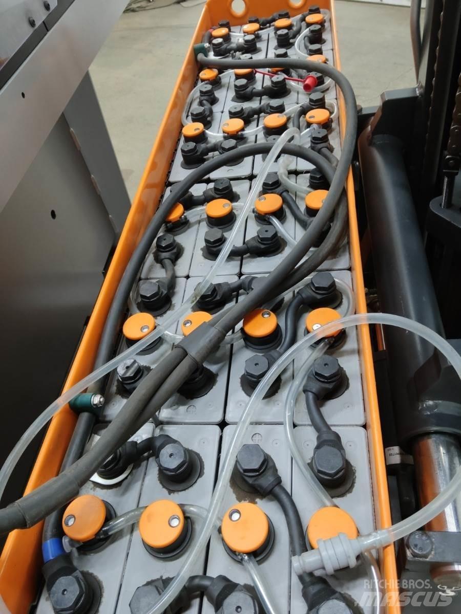 Still FM-X10 Schubmaststapler