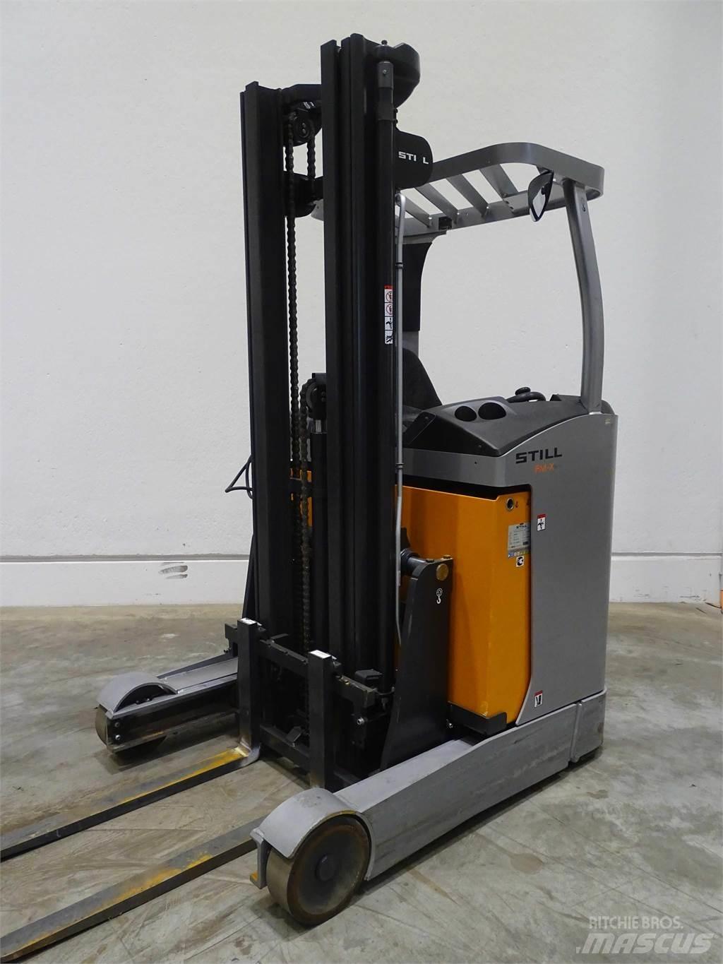Still FM-X10 Schubmaststapler