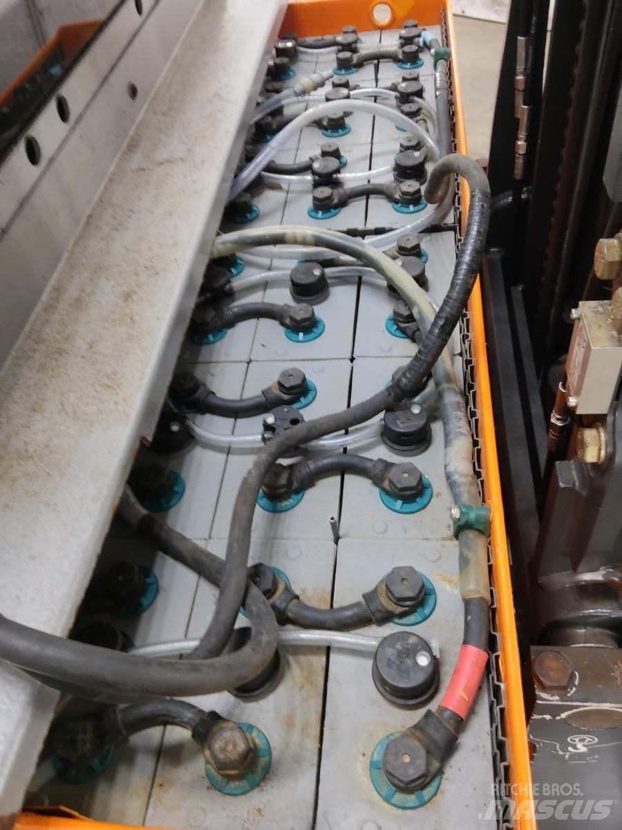 Still FM-X14/TK Schubmaststapler