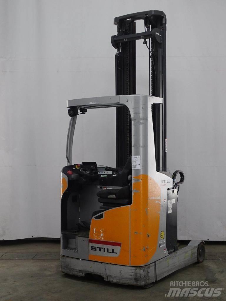 Still FM-X17 Schubmaststapler