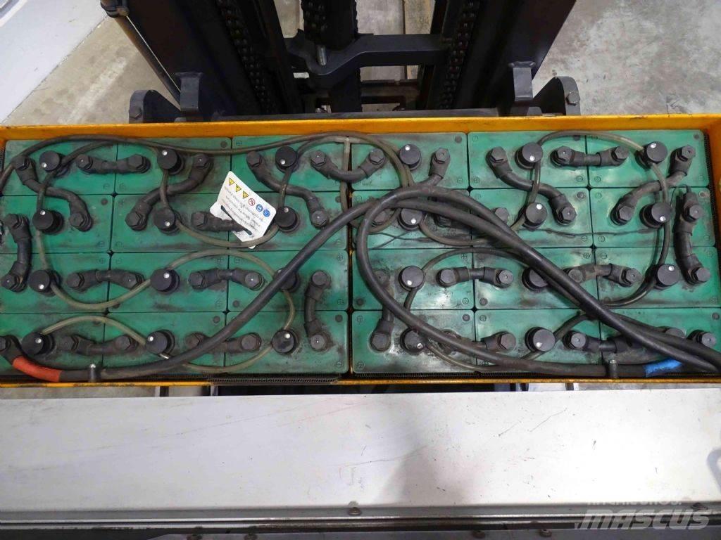 Still FM-X17 Schubmaststapler