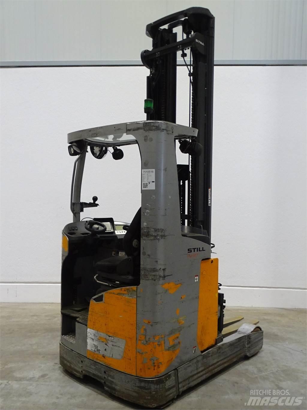 Still FM-X17 Schubmaststapler