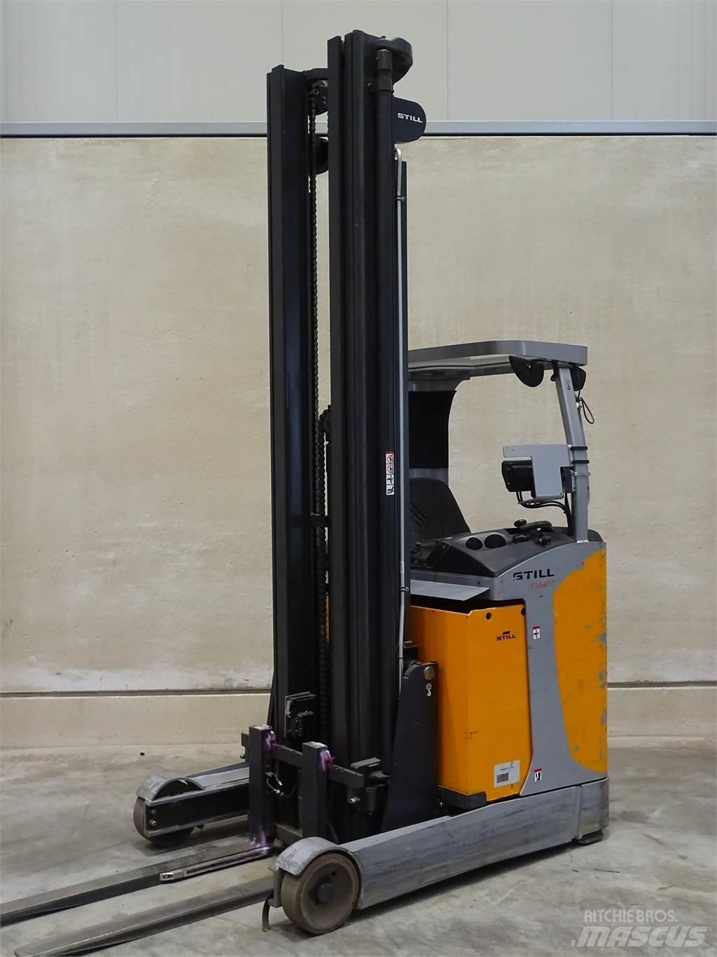 Still FM-X17 Schubmaststapler