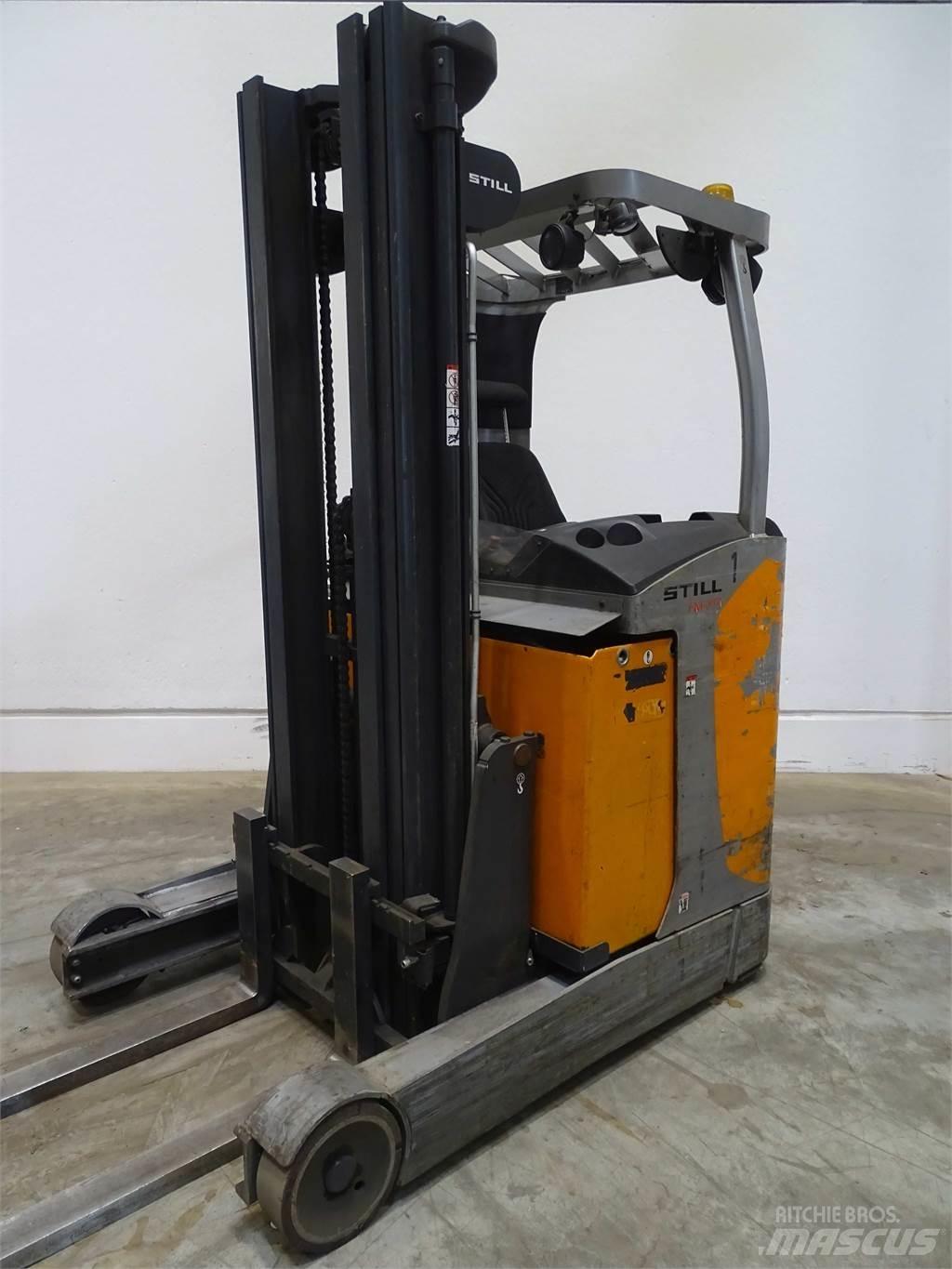 Still FM-X17 Schubmaststapler