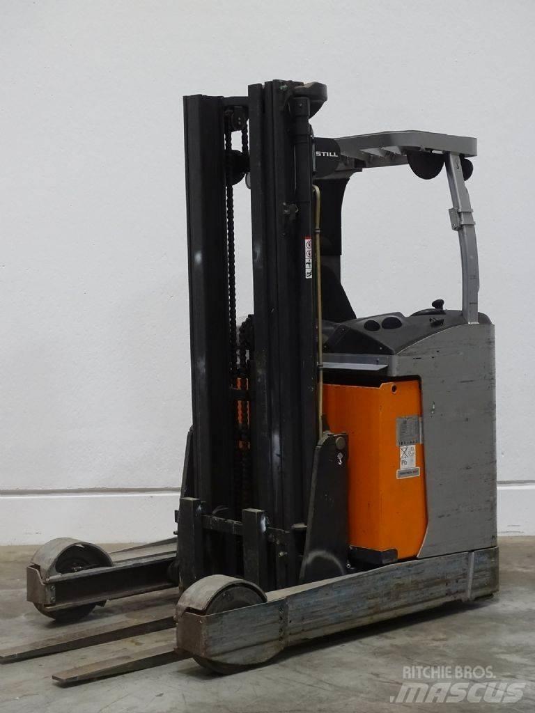 Still FM-X20 Schubmaststapler