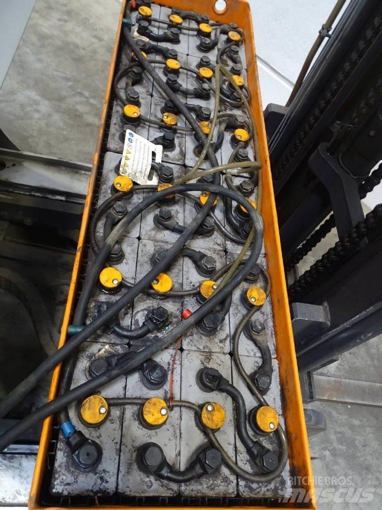 Still FM-X20 Schubmaststapler