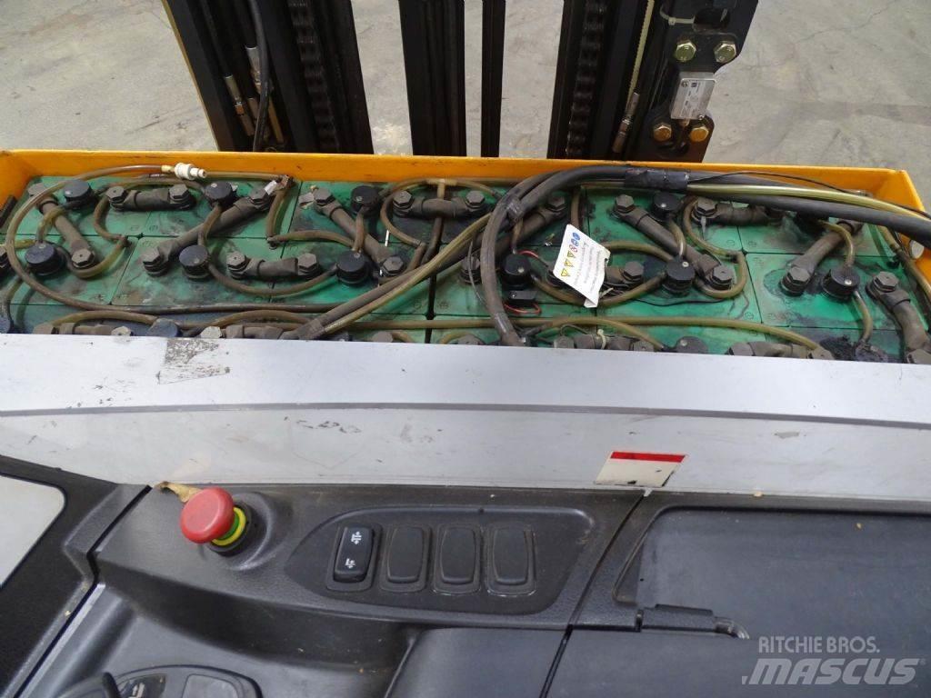 Still FM-X20 Schubmaststapler