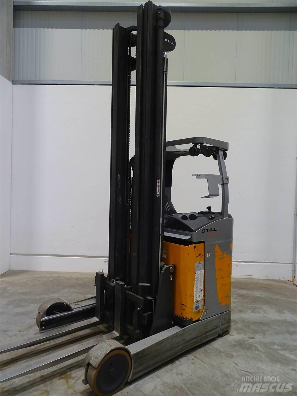 Still FM-X20 Schubmaststapler