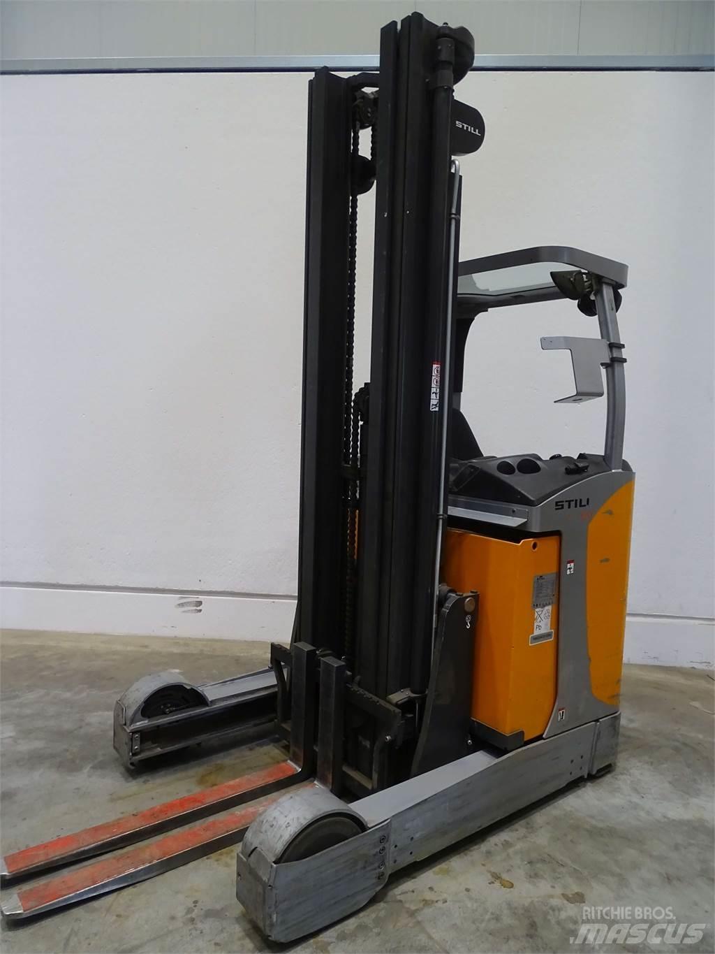 Still FM-X20 Schubmaststapler