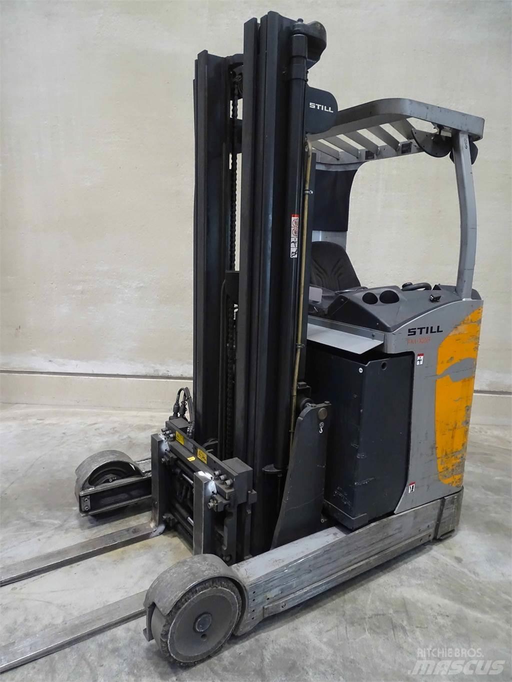 Still FM-X20 Schubmaststapler