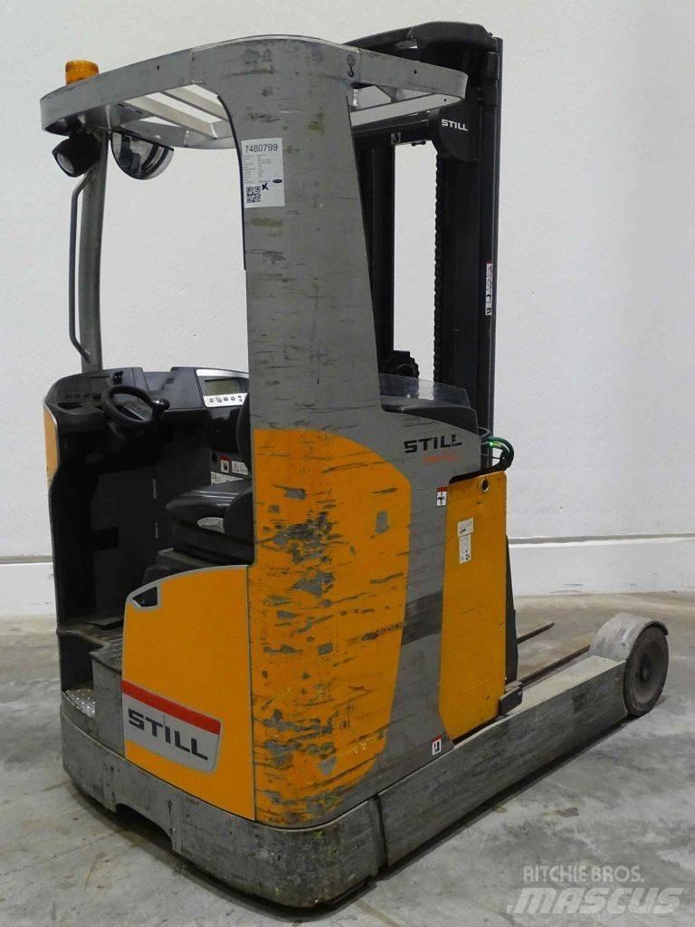 Still FM-X25 Schubmaststapler