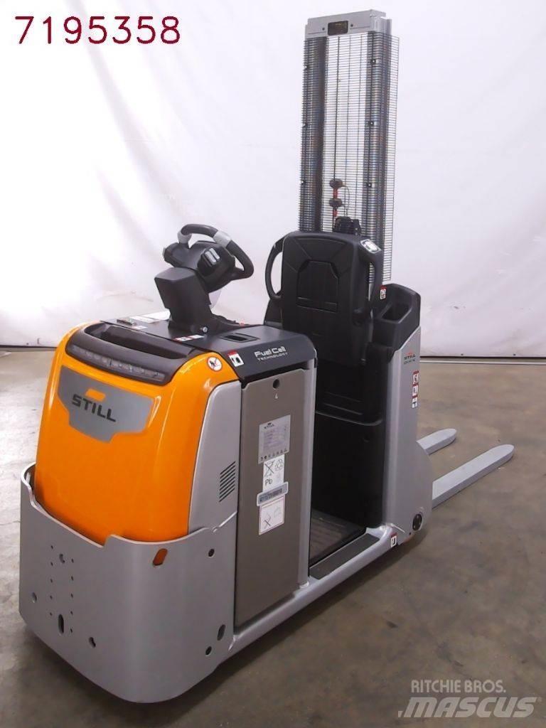 Still LTX-FF10 Schlepper