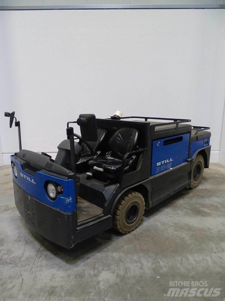 Still R07-25 Schlepper