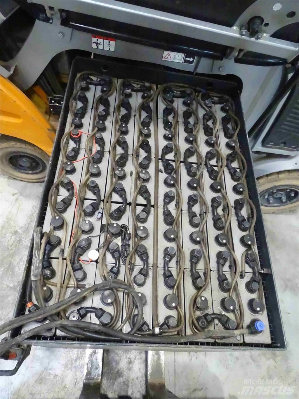 Still RX60-25/600 Elektrostapler