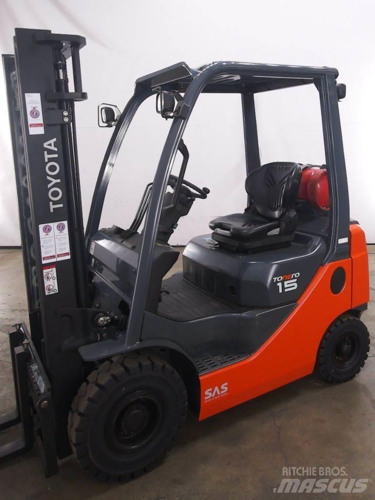 Toyota 02-8FGF15 Gasstapler