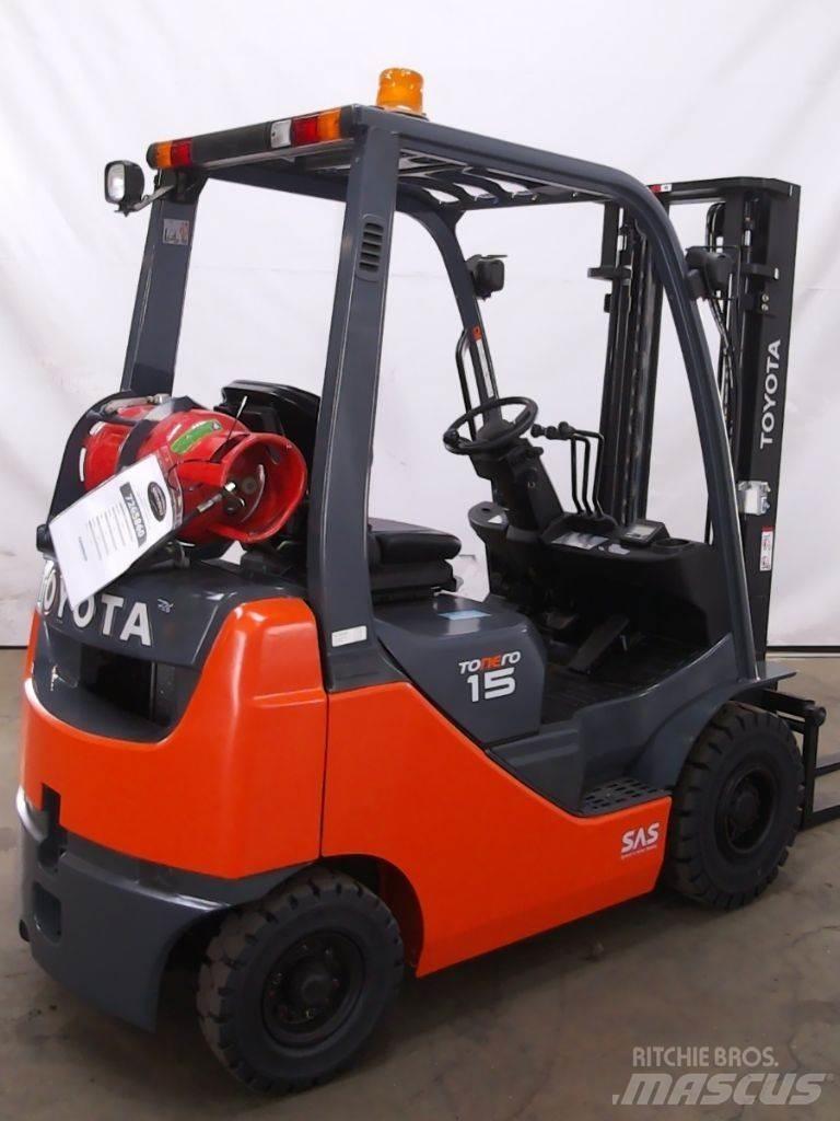 Toyota 02-8FGF15 Gasstapler