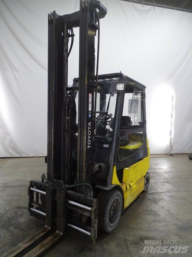 Toyota 7FBMF25 Elektrostapler