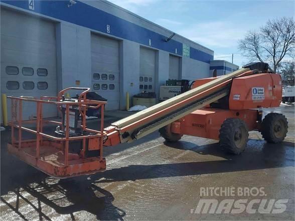JLG 600S Teleskopbühnen