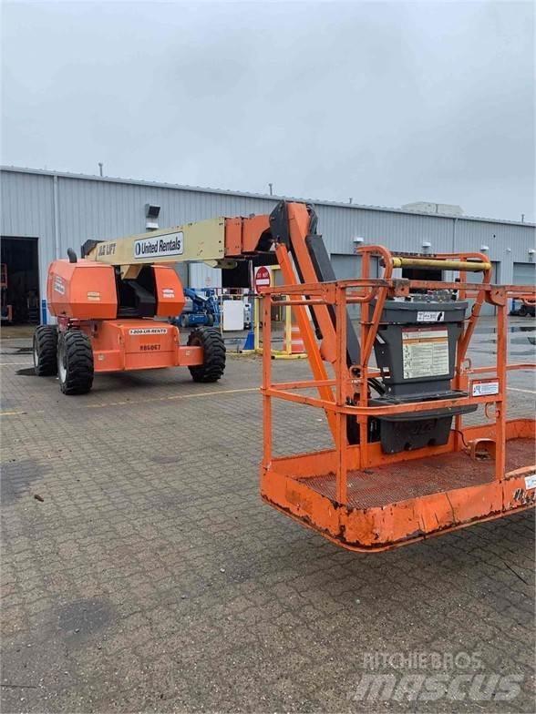 JLG 660SJ Teleskopbühnen
