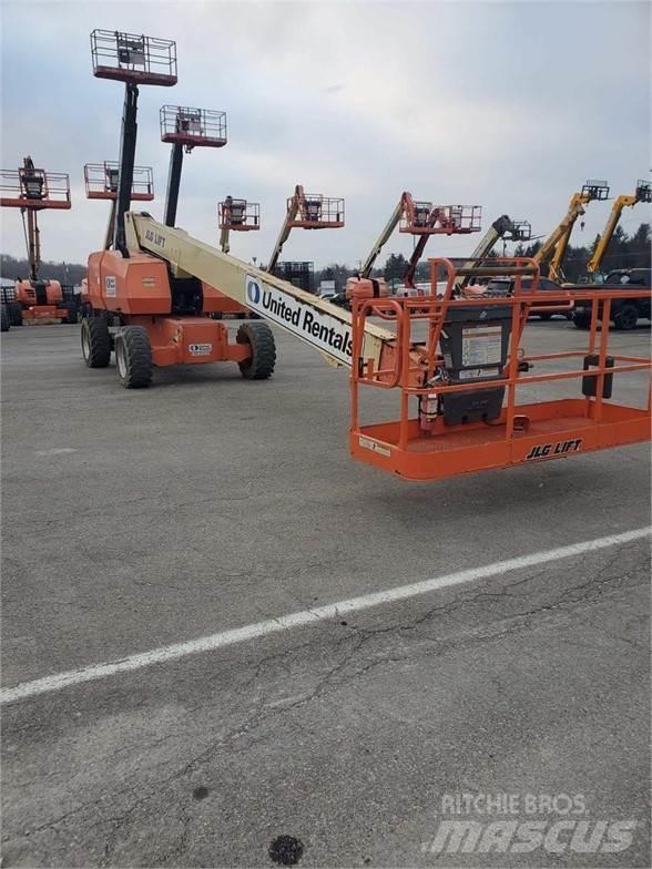 JLG 800S Teleskopbühnen