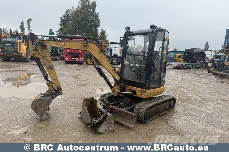 CAT 302.7DCR Minibagger < 7t