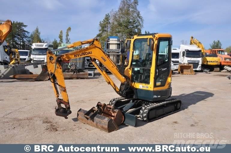 Hyundai R25Z-9AK Minibagger < 7t