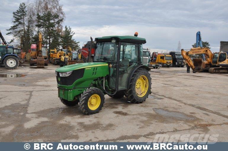 John Deere 5085 Traktoren