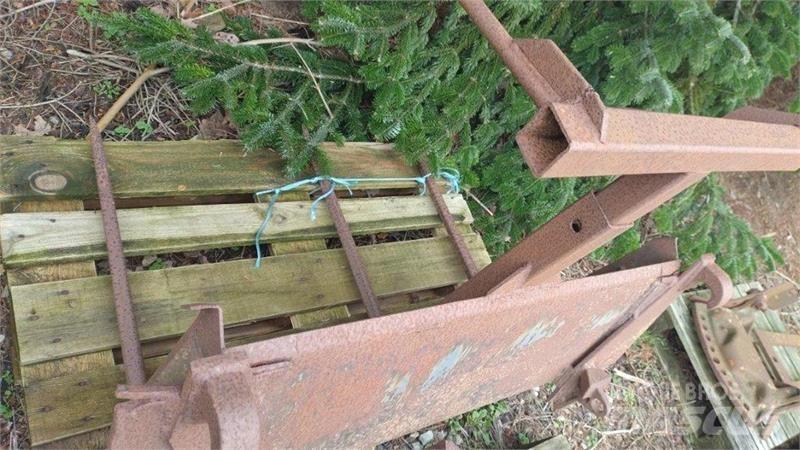  Ålø Frontladerzubehör