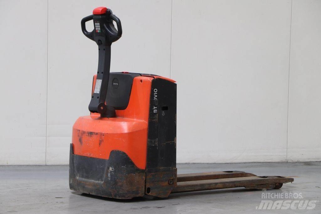 BT LWE140 Niedergabelstapler