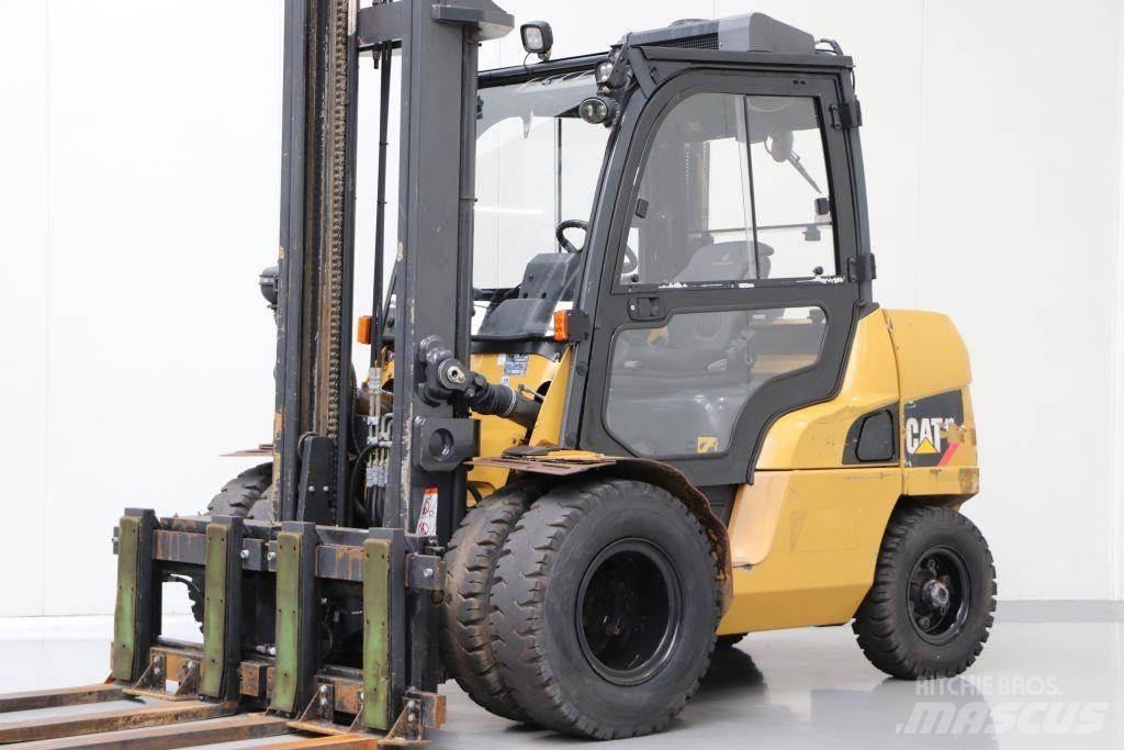 CAT DP40NT Dieselstapler