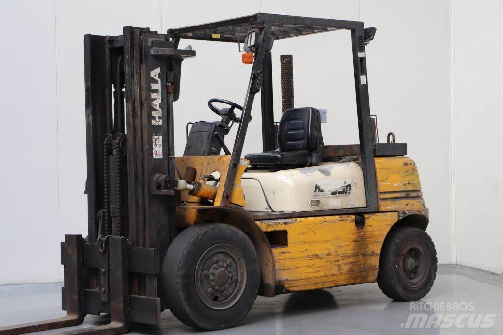 Halla HDF35A Dieselstapler