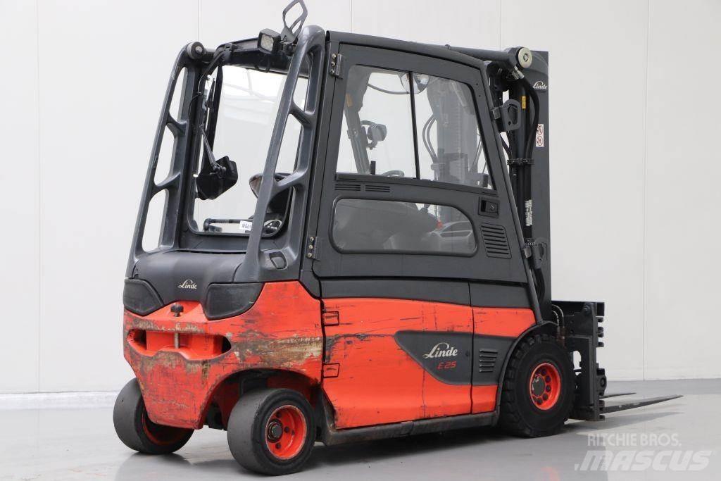 Linde E25L-01 Elektrostapler