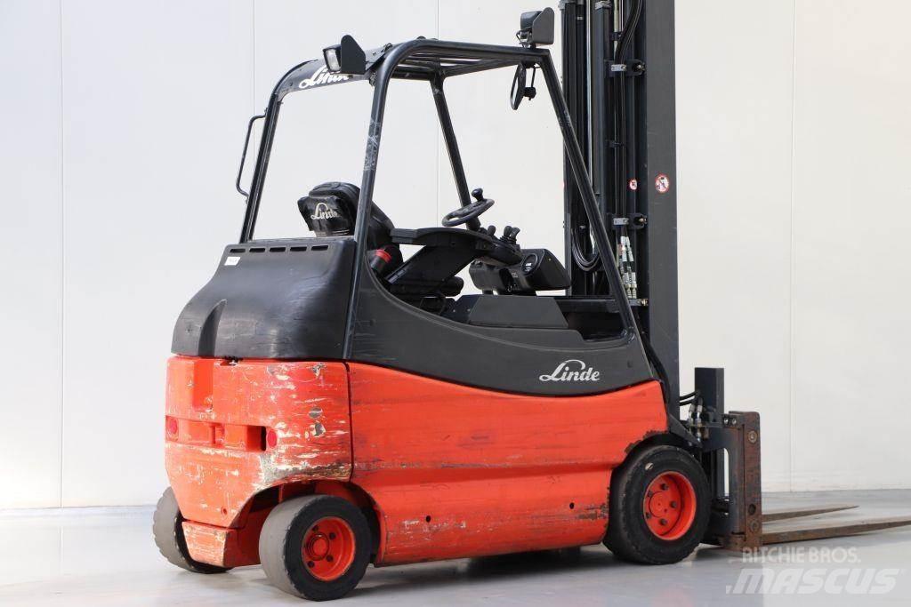 Linde E30-02/600 Elektrostapler