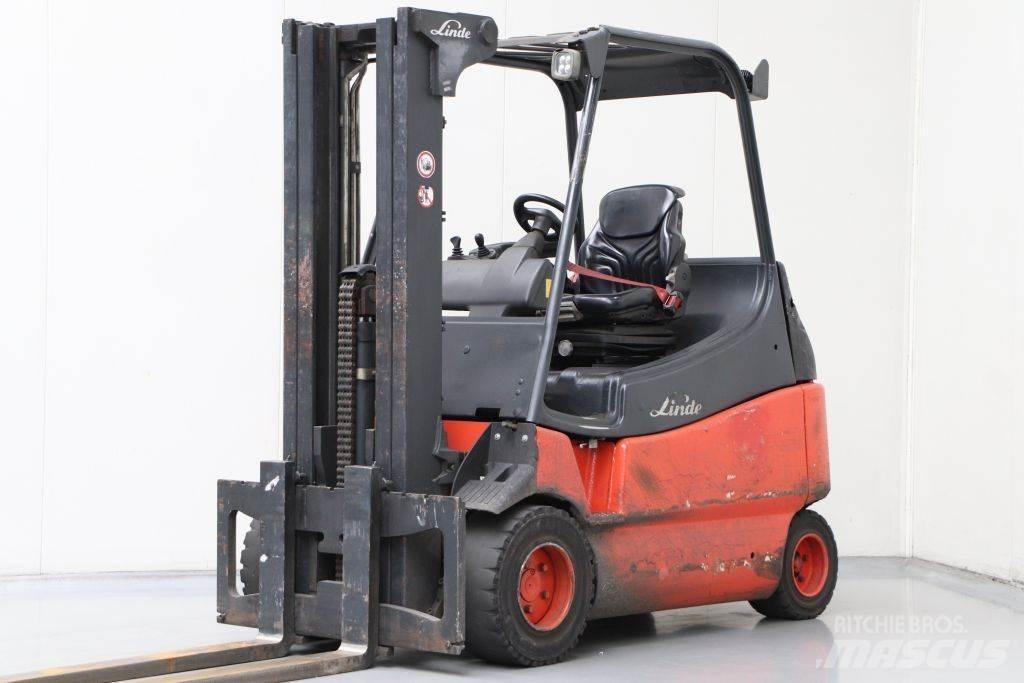 Linde E30S-03/600 Elektrostapler