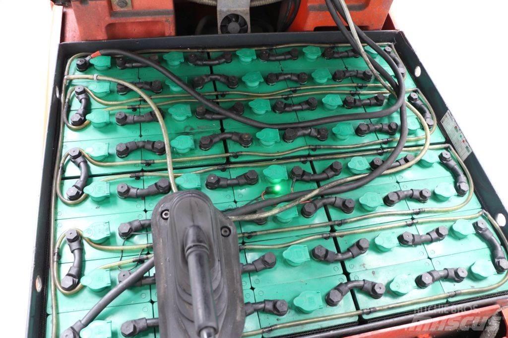 Linde E30S-03/600 Elektrostapler