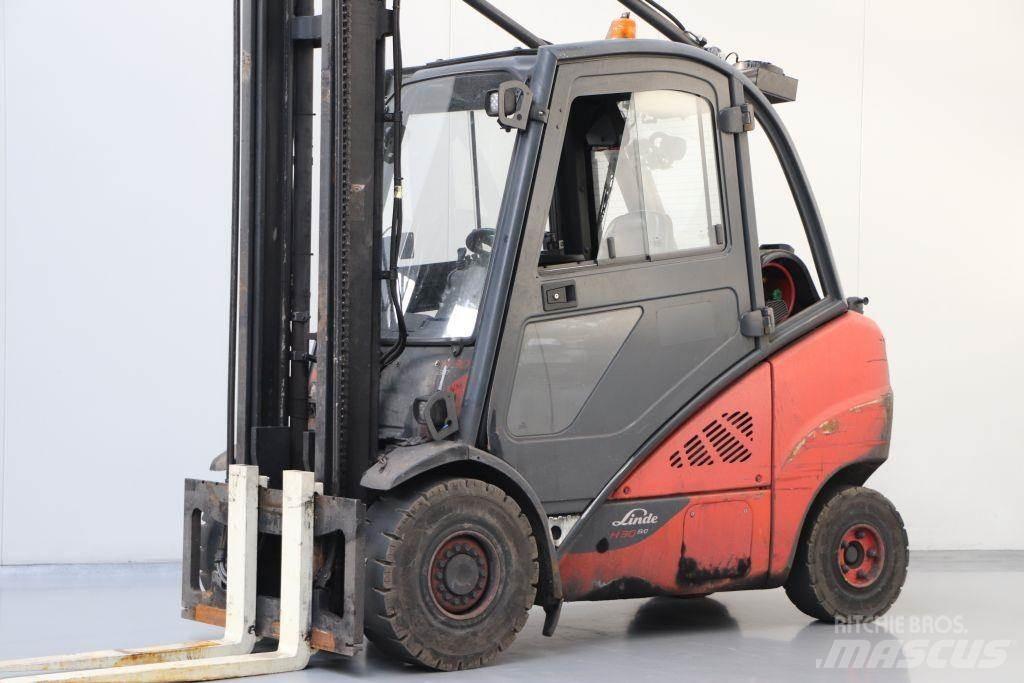 Linde H30T-02 Gasstapler