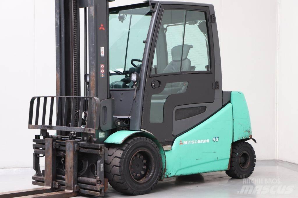 Mitsubishi FB45 2 Elektrostapler