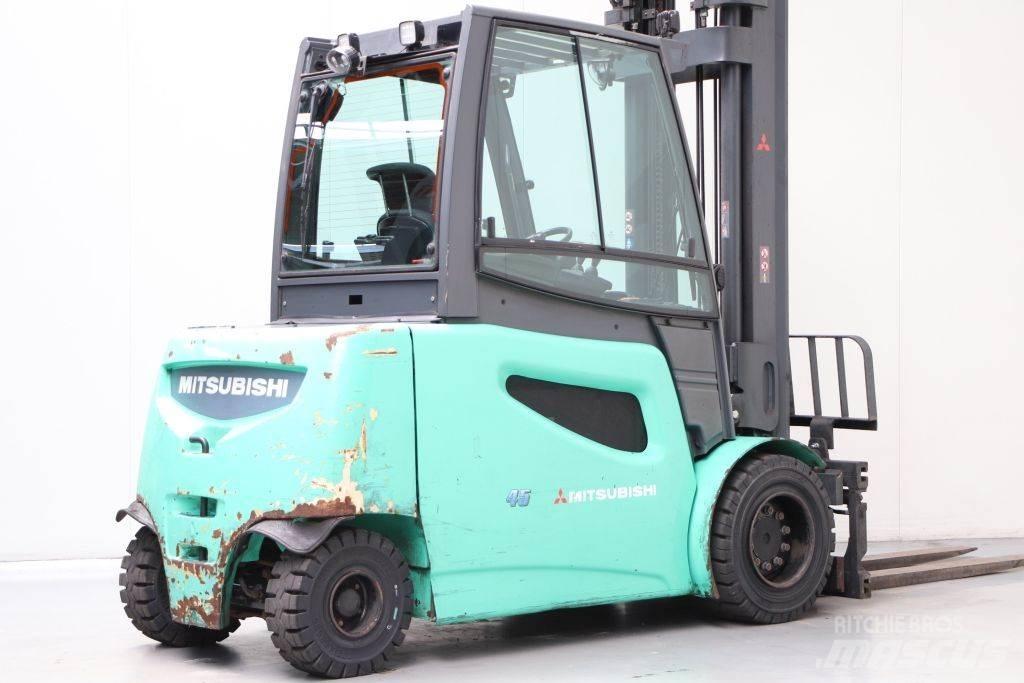 Mitsubishi FB45 2 Elektrostapler