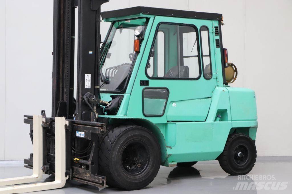 Mitsubishi FG45K Gasstapler