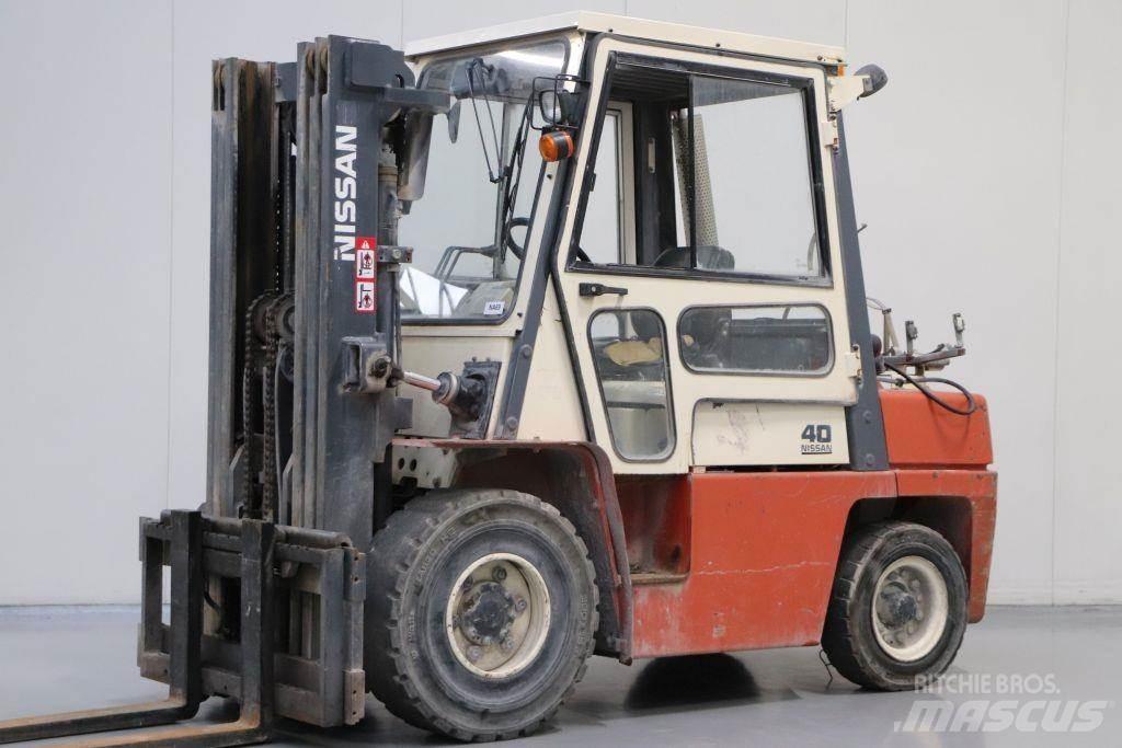 Nissan BF03A35U Gasstapler
