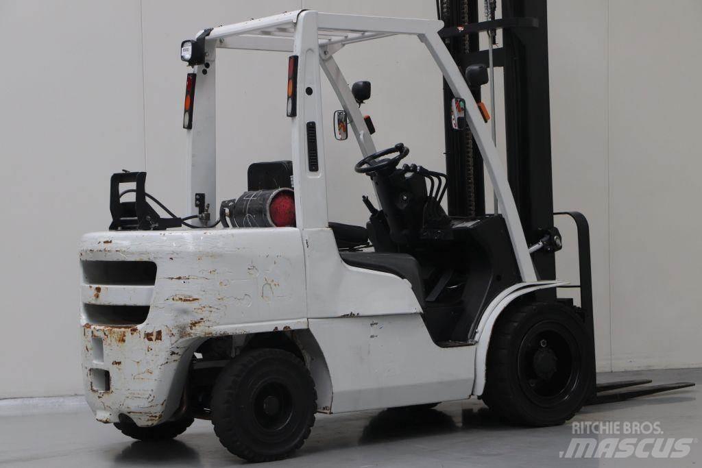 Nissan UG1F2A35DU Gasstapler